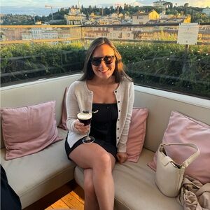 Meet your Posher, Alyssa